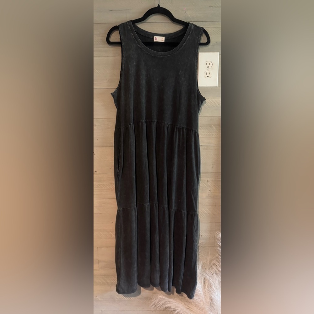 SO dark grey  Sleeveless Maxi Dress - Picture 7 of 13